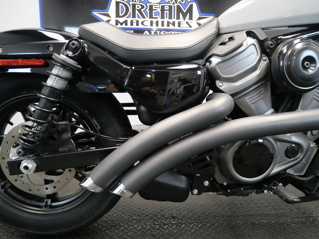 Nightster