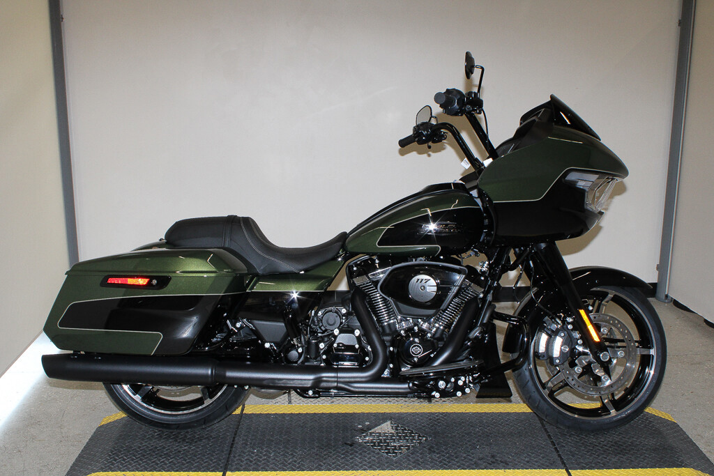 Road Glide®