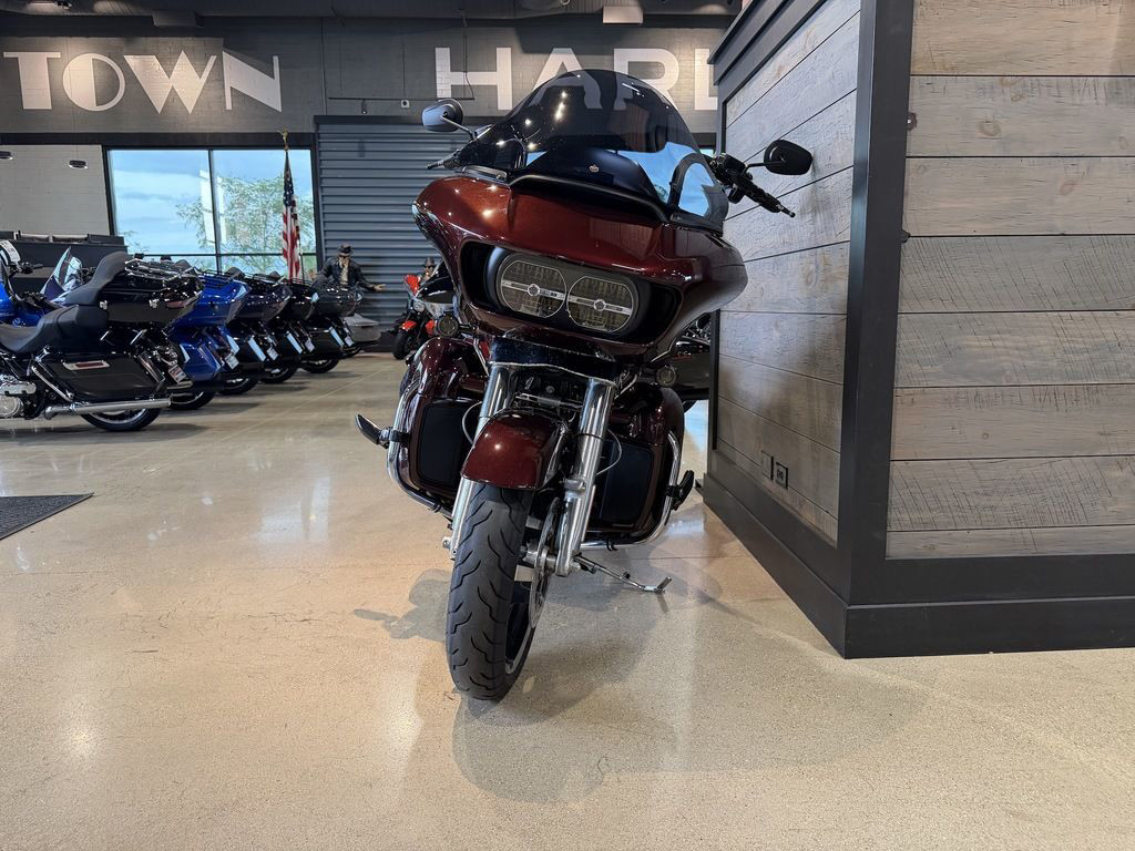 Road Glide®