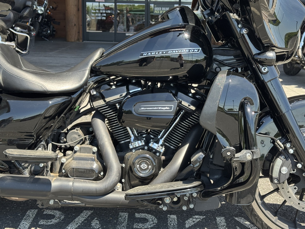 Street Glide® Special
