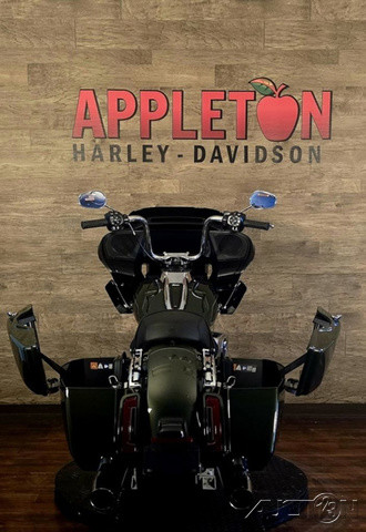 Road Glide®