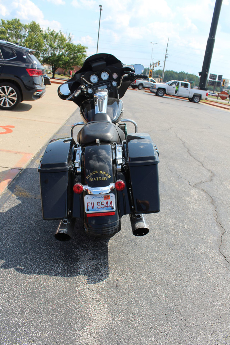 Street Glide®