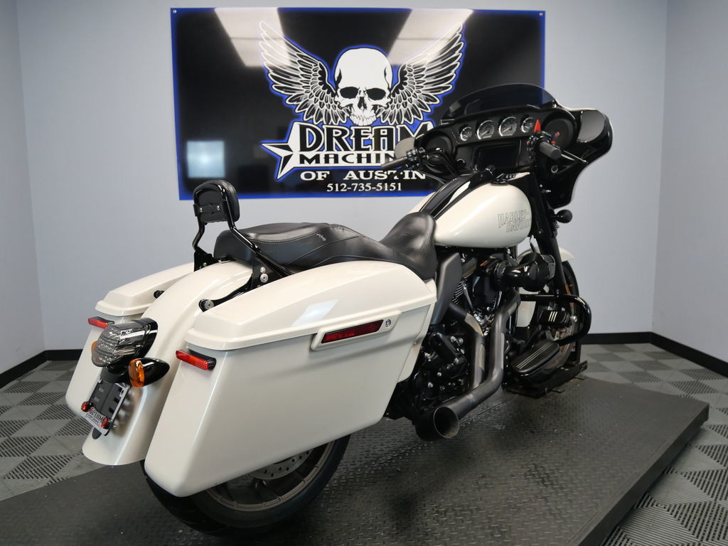 Street Glide® ST