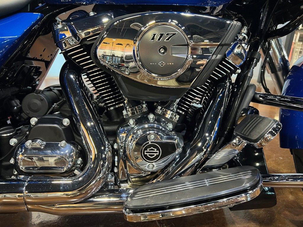 Road Glide®