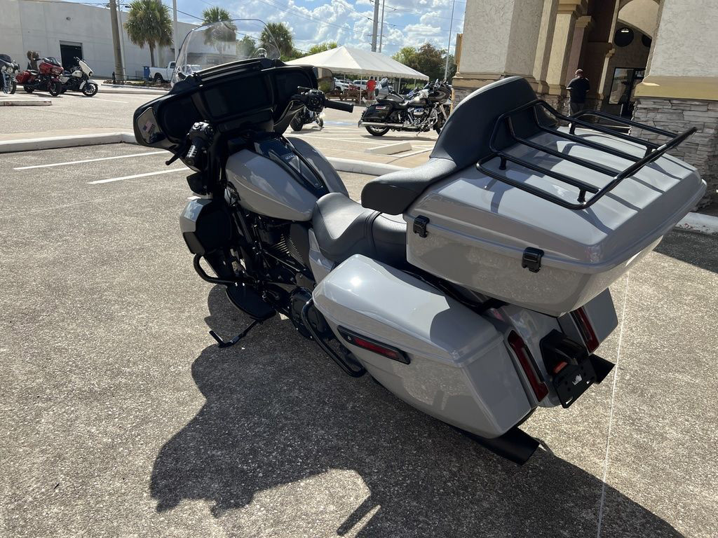 Street Glide® Ultra