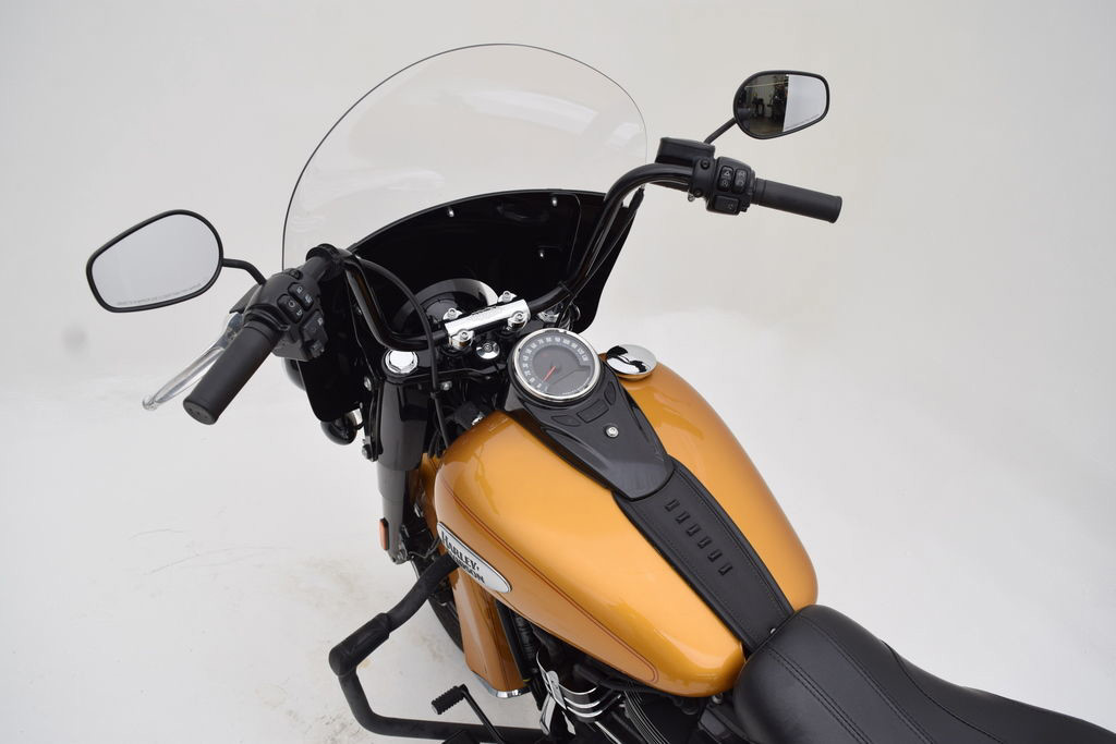 Heritage Classic 114