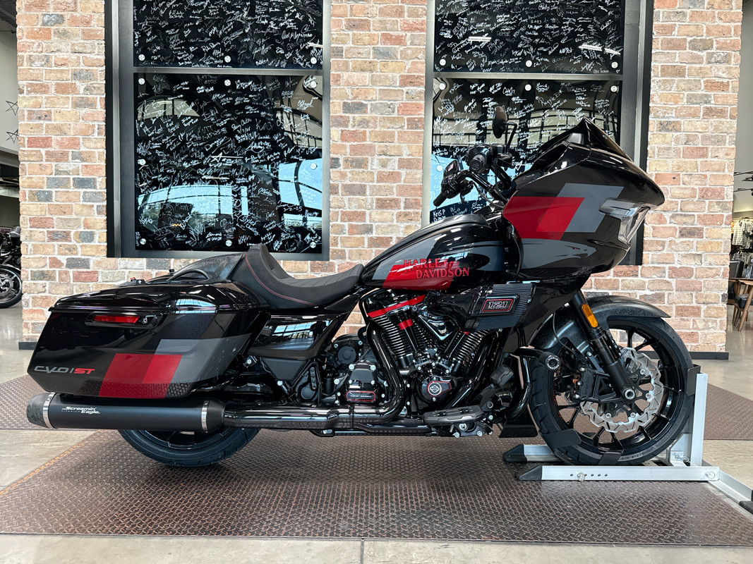 CVO® Road Glide® ST