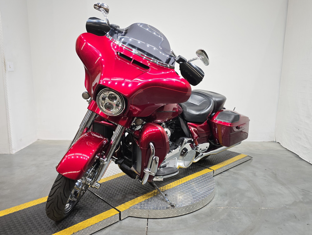 Street Glide® Special