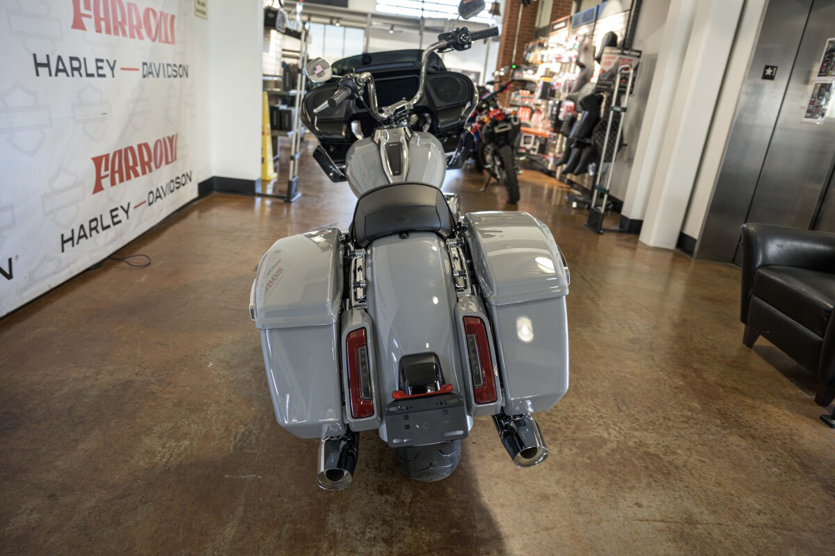 Road Glide®