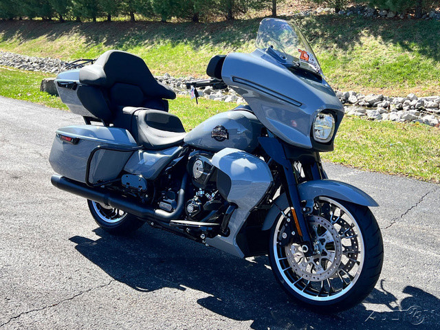 Street Glide® Limited