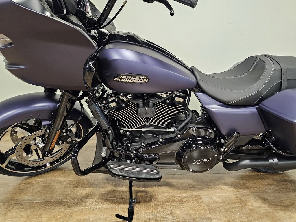 Road Glide®