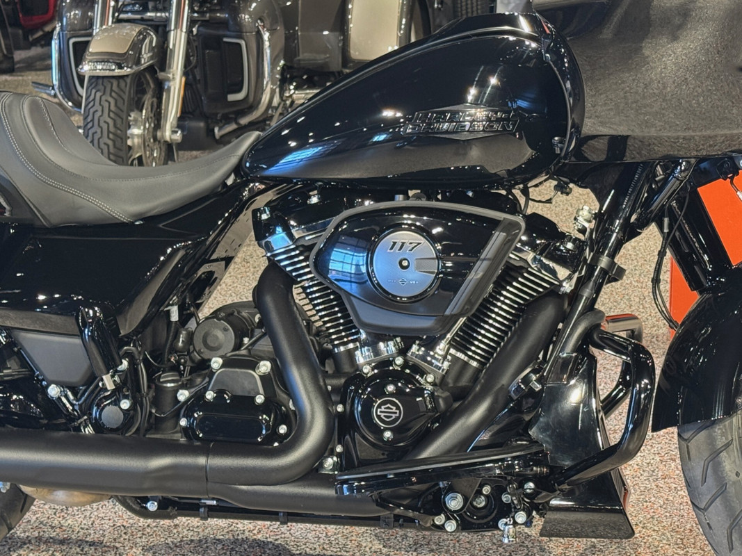 Road Glide®
