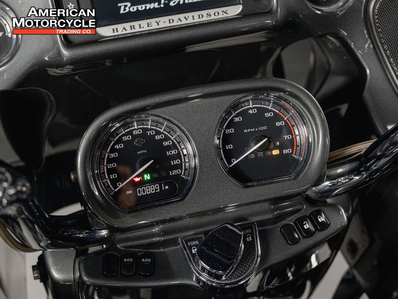 CVO® Road Glide® Ultra