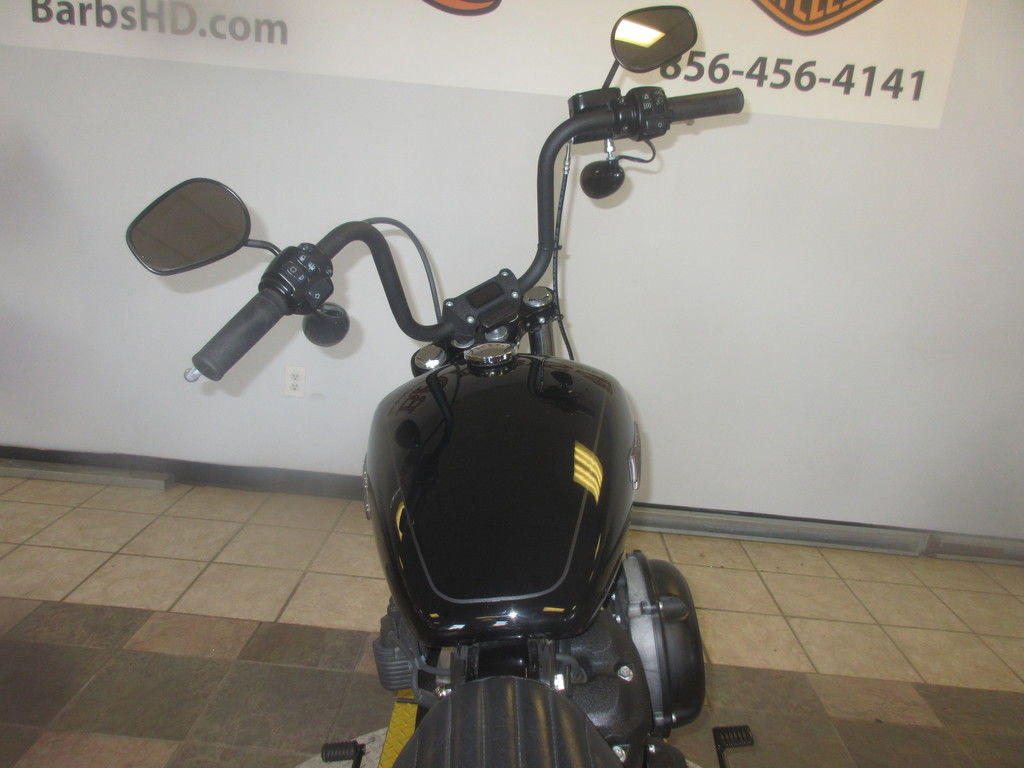 Street Bob®