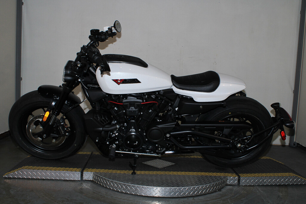Sportster® S