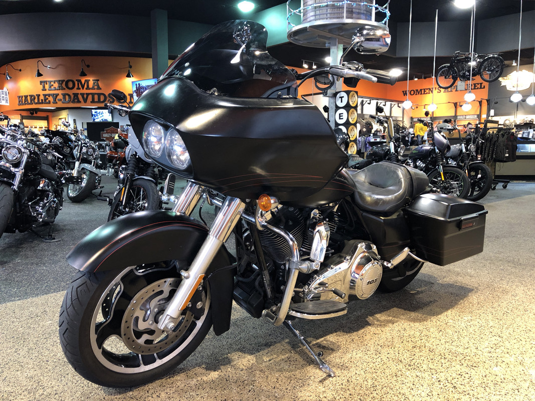Road Glide® Custom