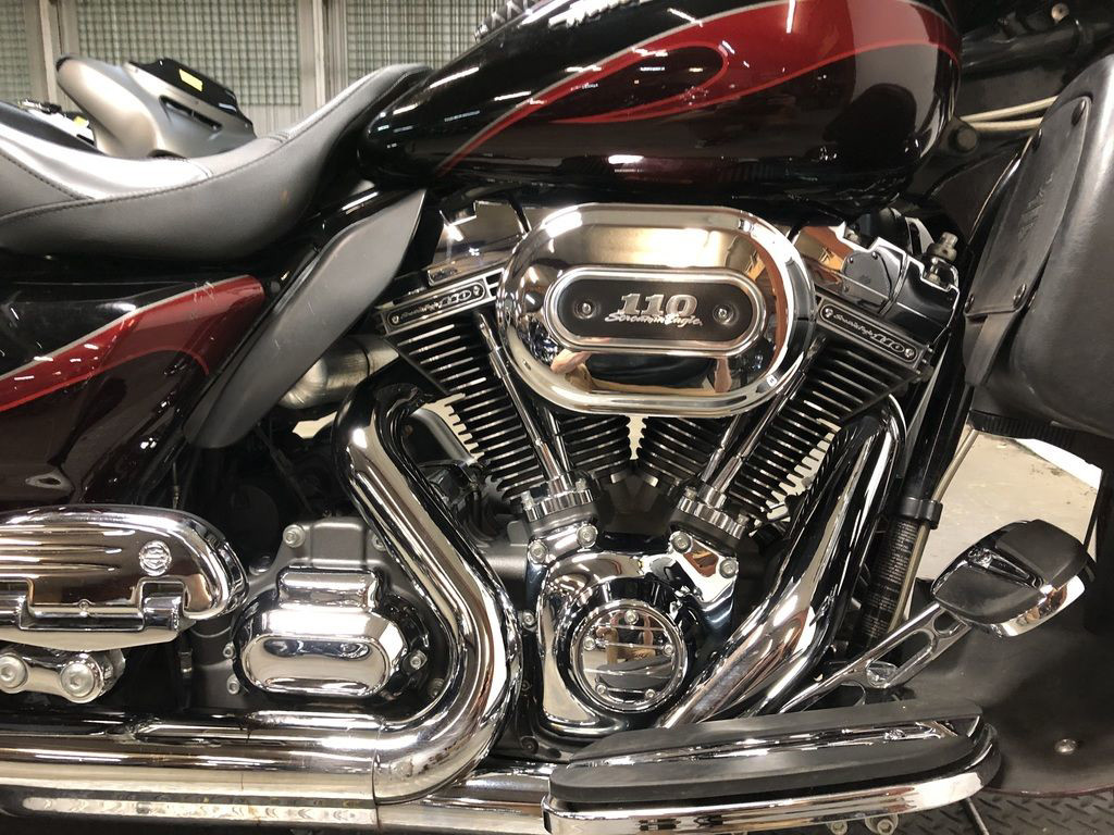 CVO® Ultra Classic® Electra Glide®