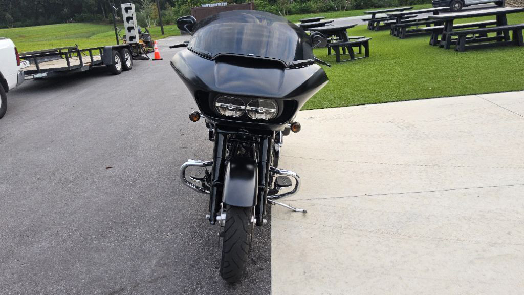 Road Glide®