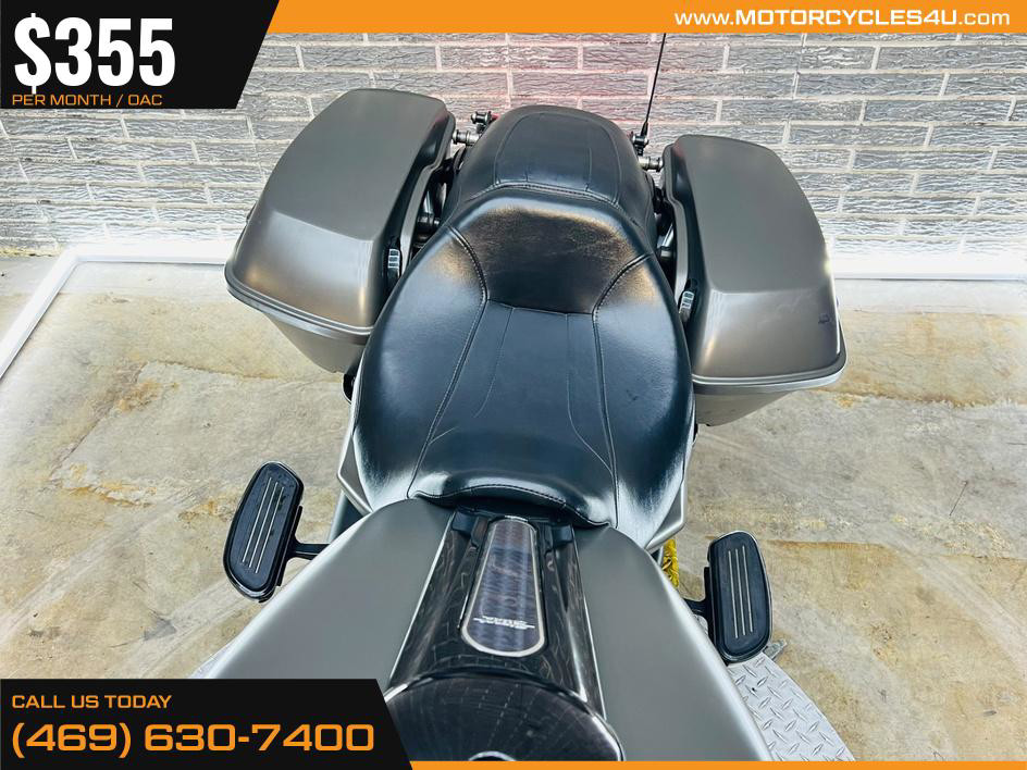 Street Glide® Special