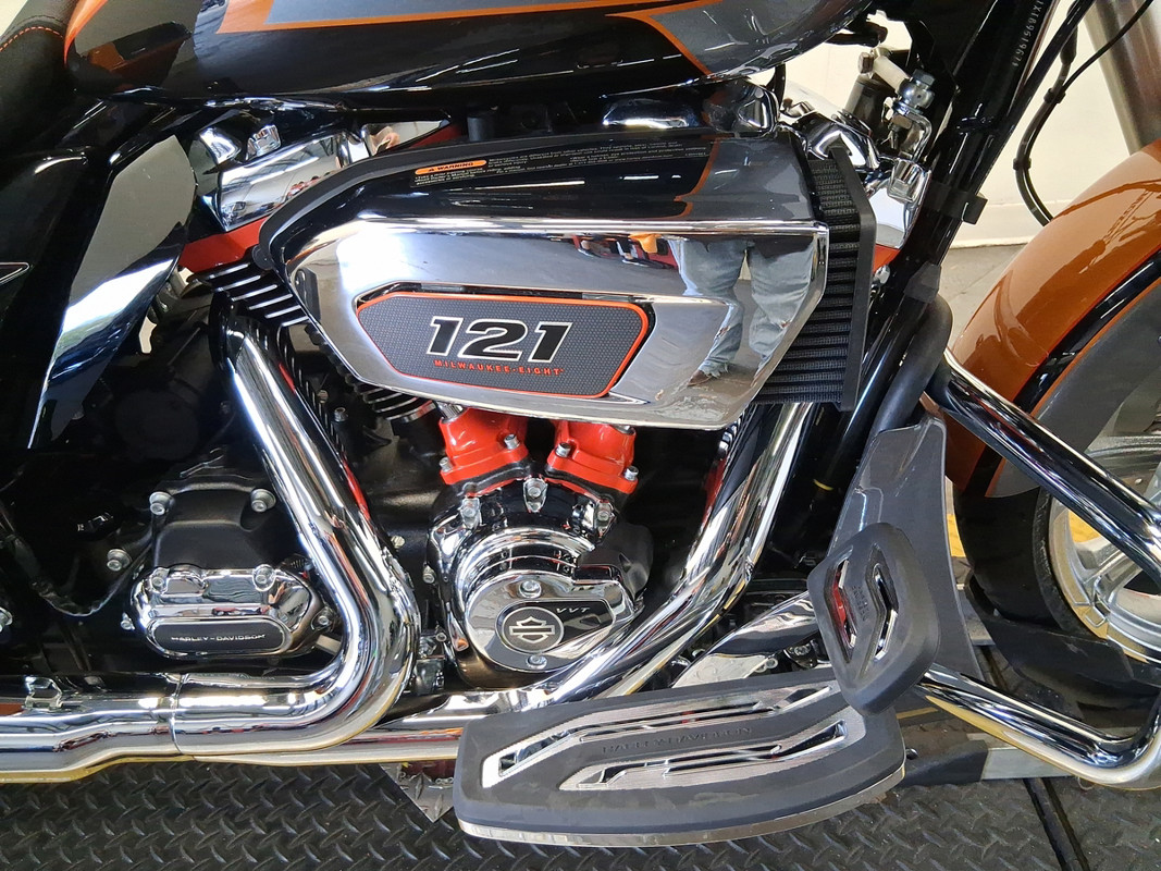 CVO® Street Glide®