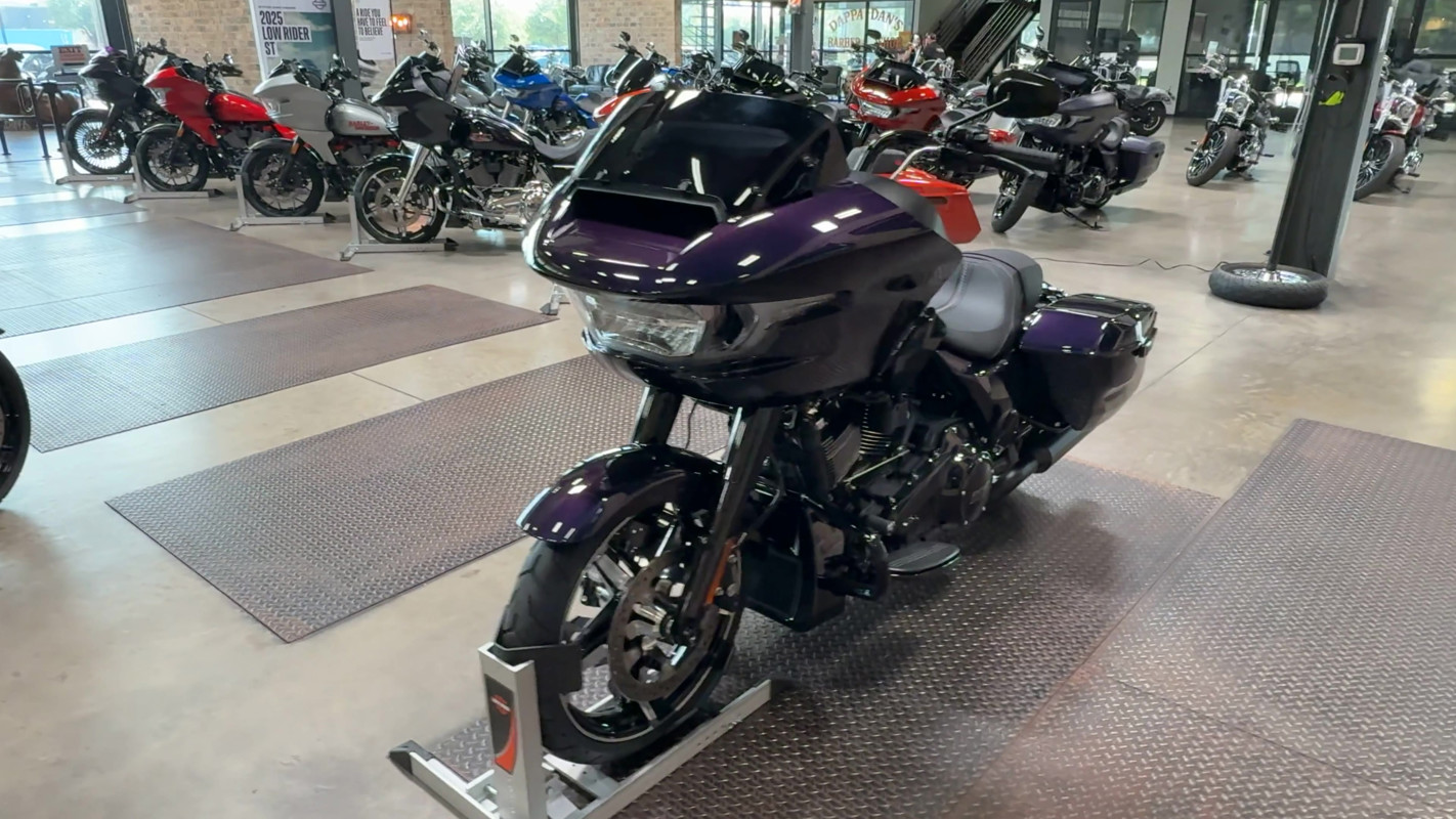 Road Glide®