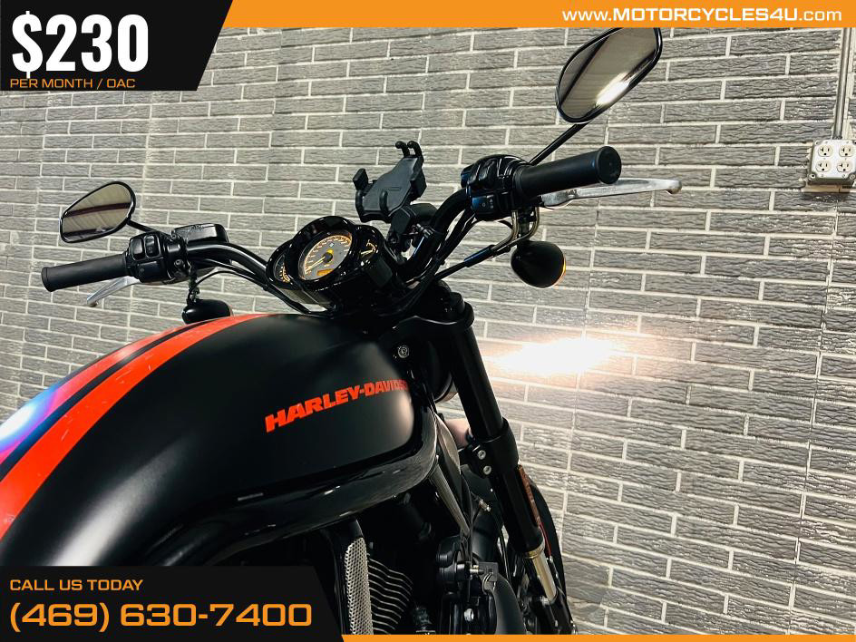 V-Rod® Night Rod® Special