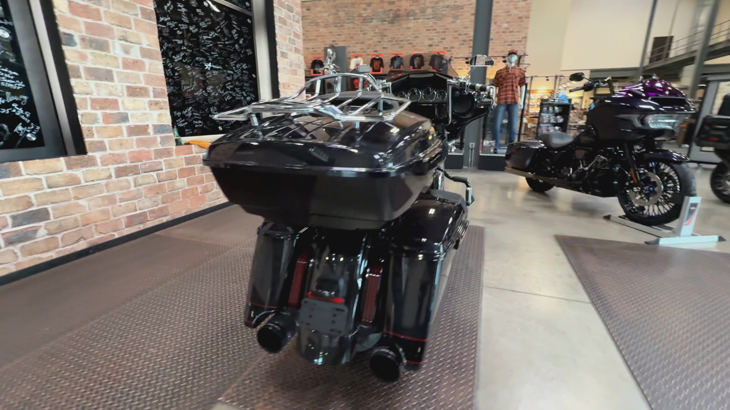 CVO® Street Glide®