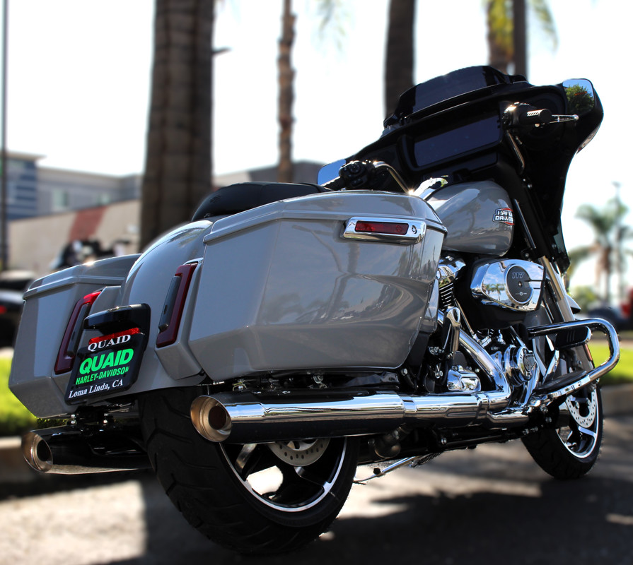 Street Glide®