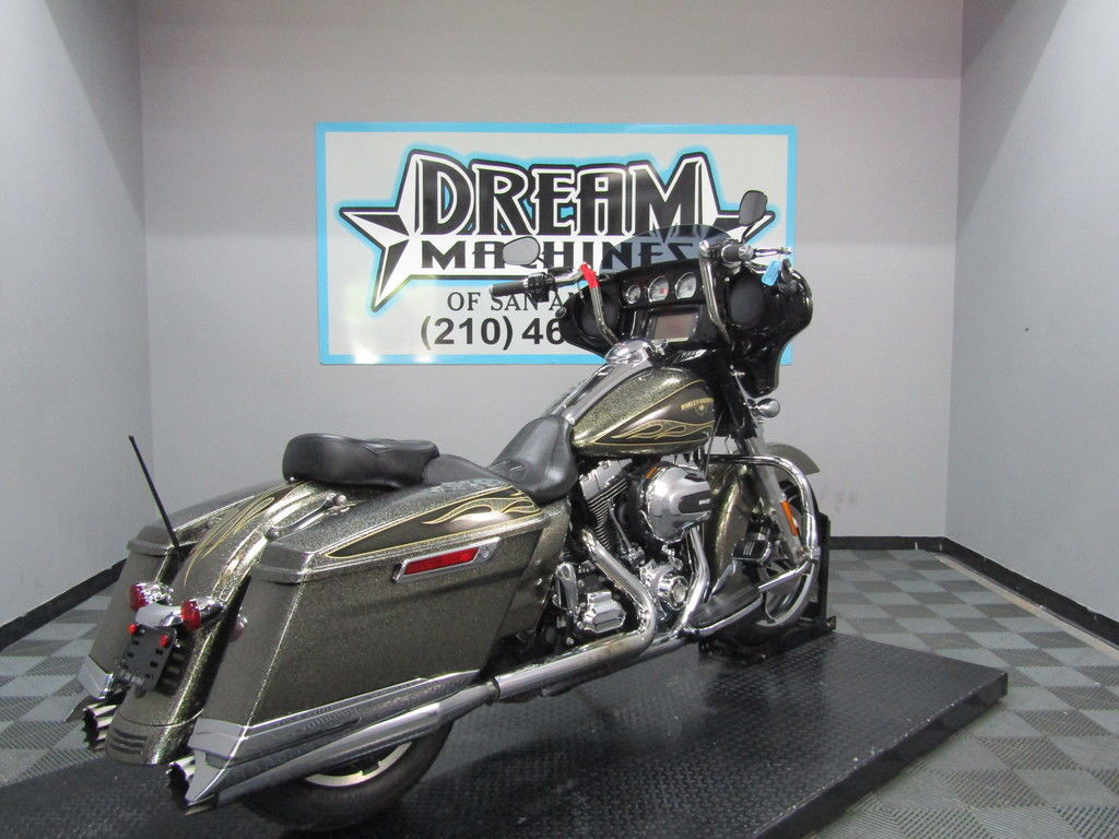 Street Glide® Special
