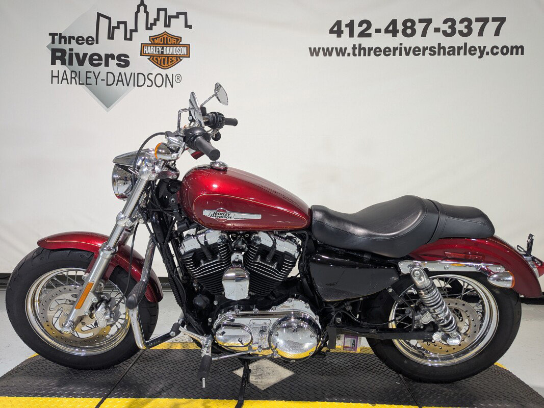 Sportster® 1200 Custom
