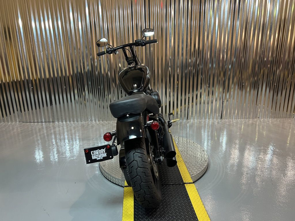 Softail® Street Bob®