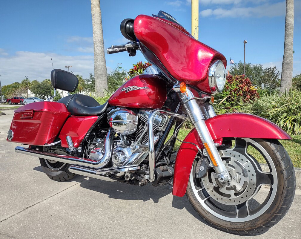 Street Glide®