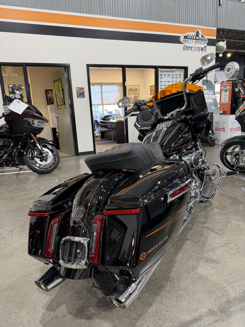 Road Glide®