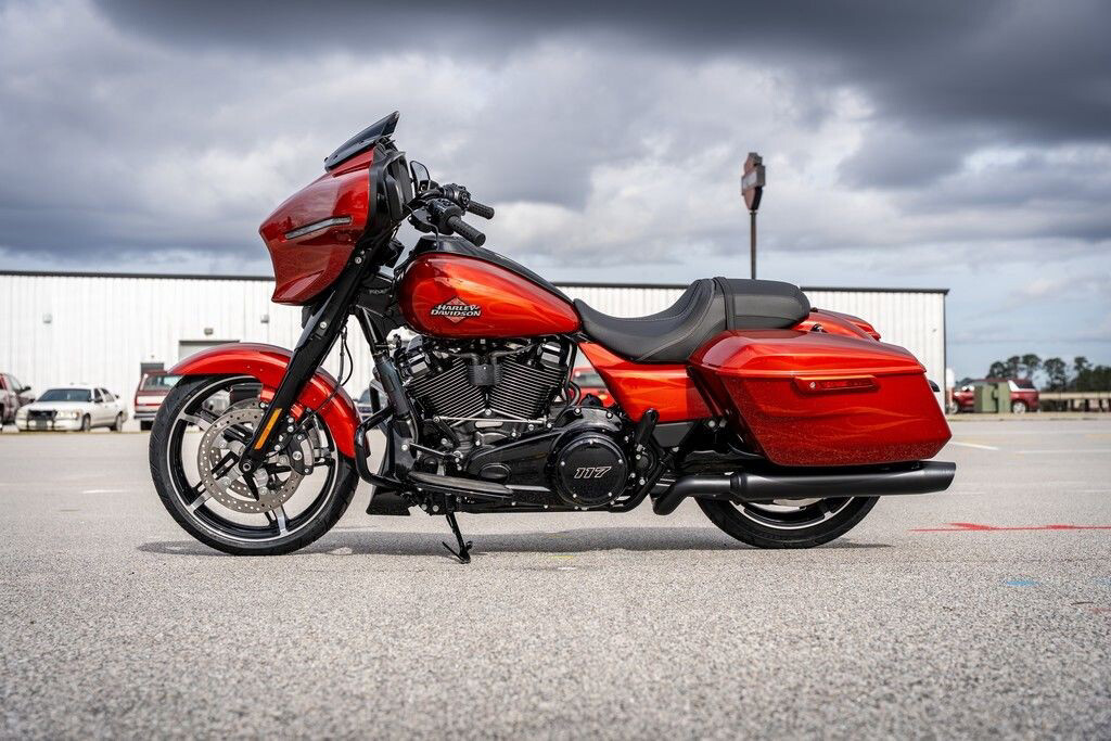 Street Glide®