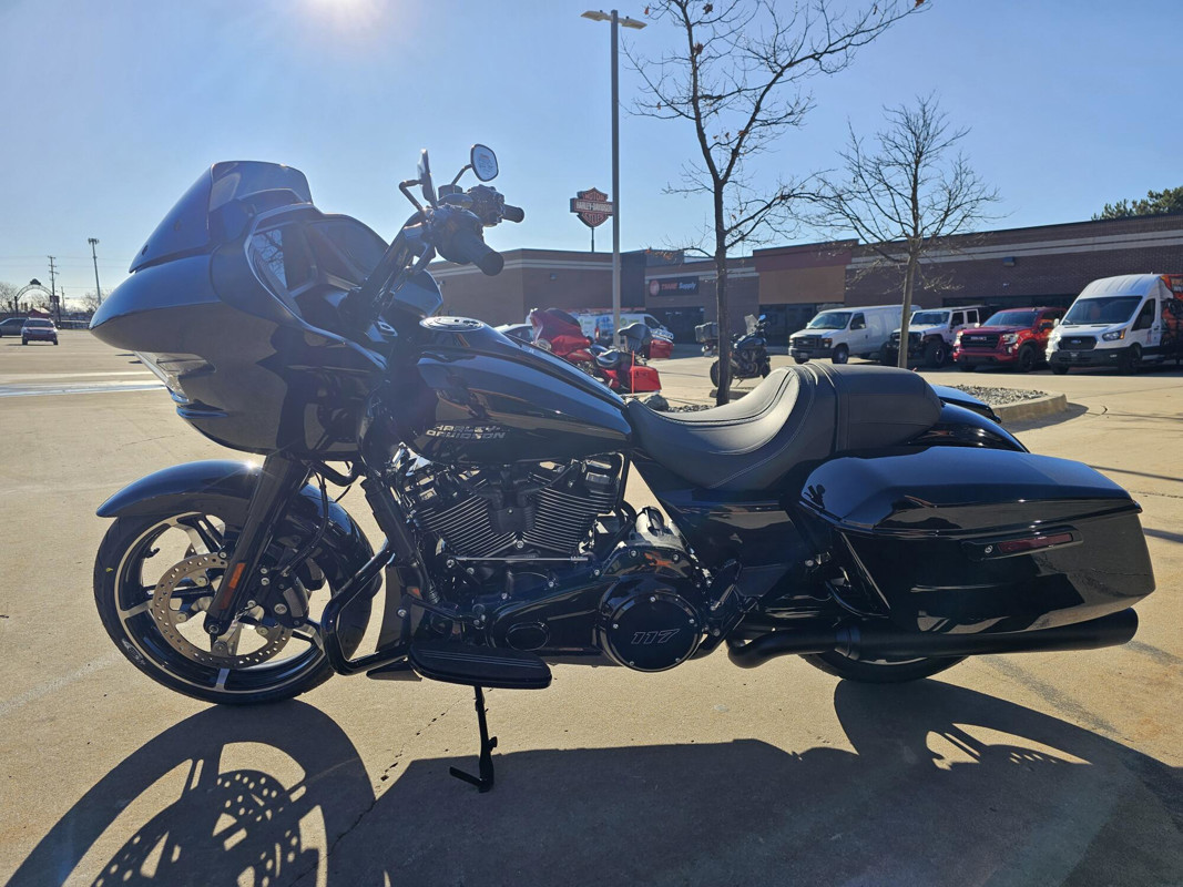 Road Glide®