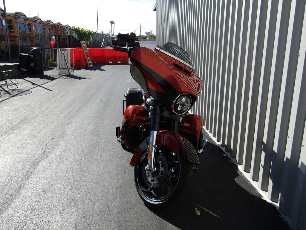 CVO® Street Glide®