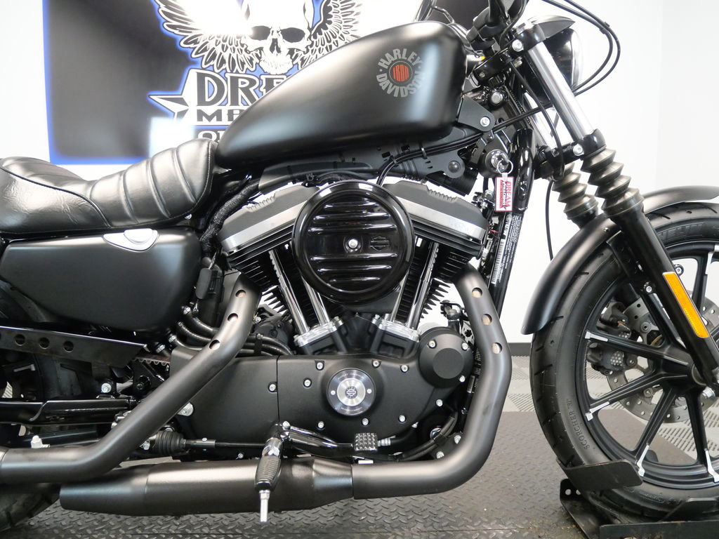 Iron 883®