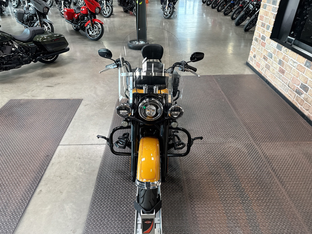 Heritage Classic 114