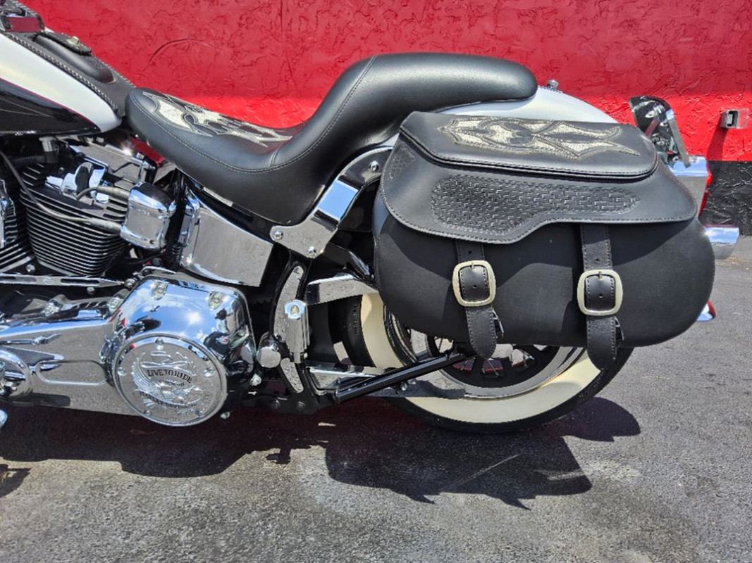 Softail® Deluxe