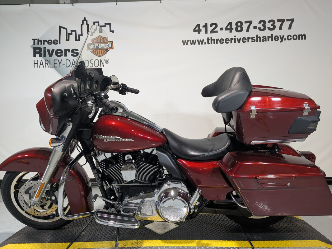Street Glide®
