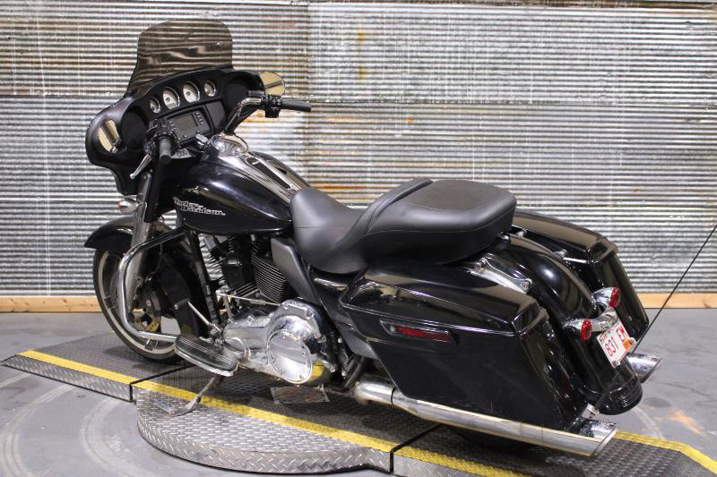Street Glide®