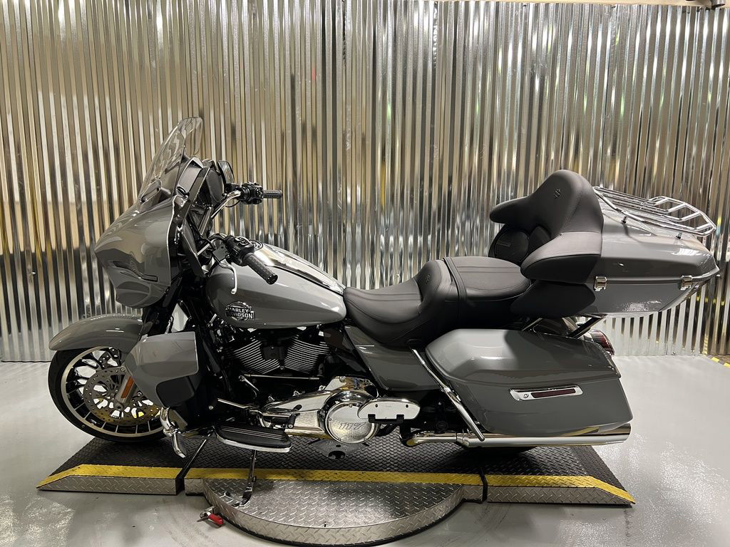 Street Glide® Limited