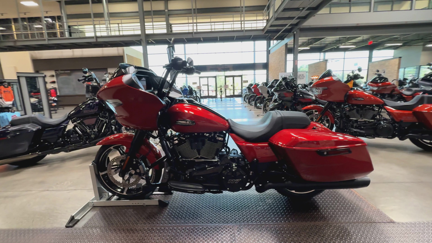 Road Glide®
