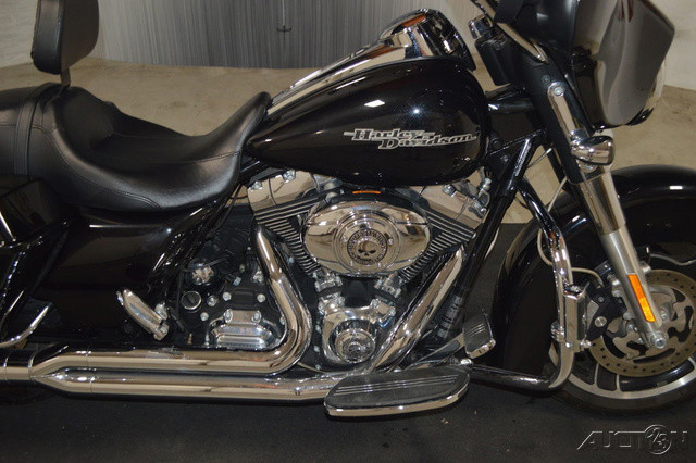 Street Glide®