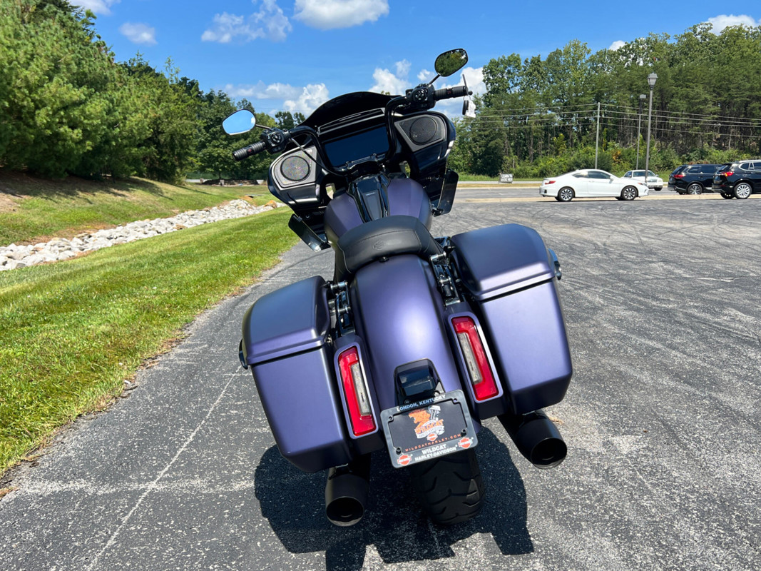 Road Glide®