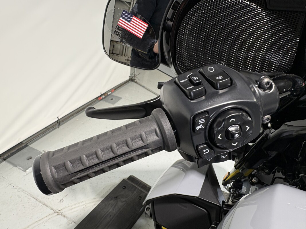 Street Glide® 3 Limited