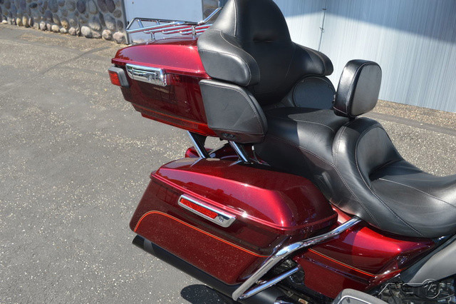Road Glide® Ultra