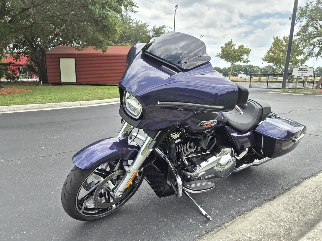 Street Glide®