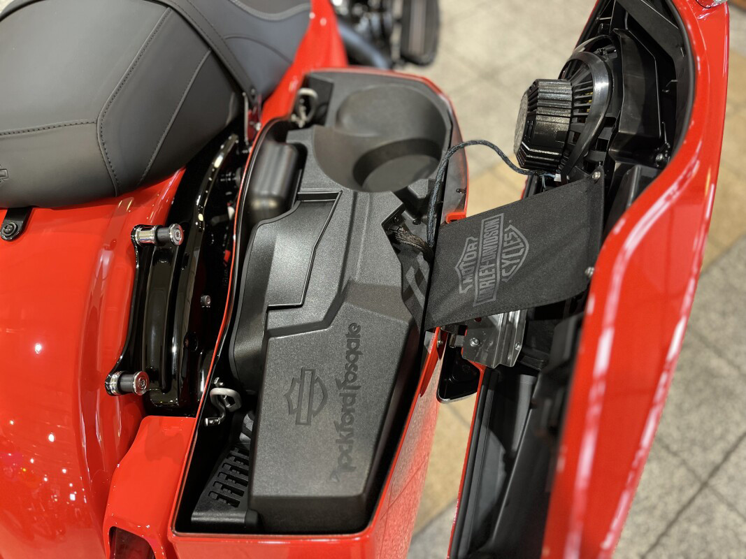 Road Glide®