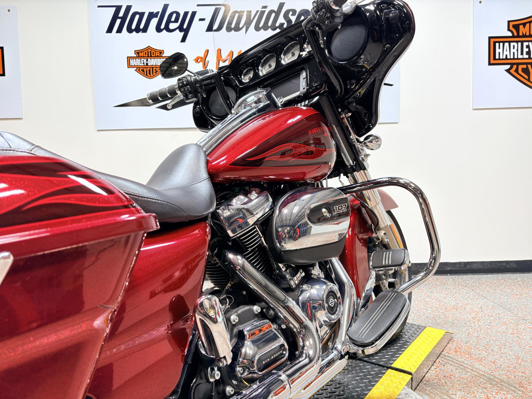 Street Glide® Special